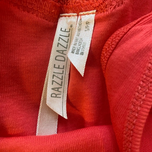 In EUC Vintage Razzle Dazzle women’s power red tank top in SZ S!! - Picture 3 of 4